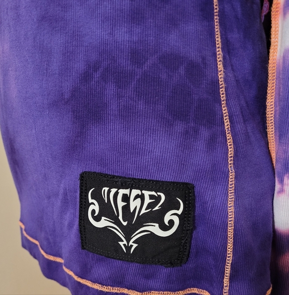 Diesel Early 2000s Y2K Purple Tie Dye Turtleneck w/ Back Piercing Detail Size L - Picture 9 of 15